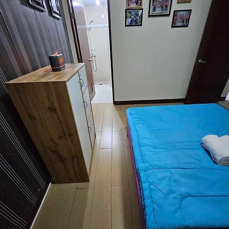 Cubao Manhattan Heights Unit 5A Tower C 奎松市 外观 照片