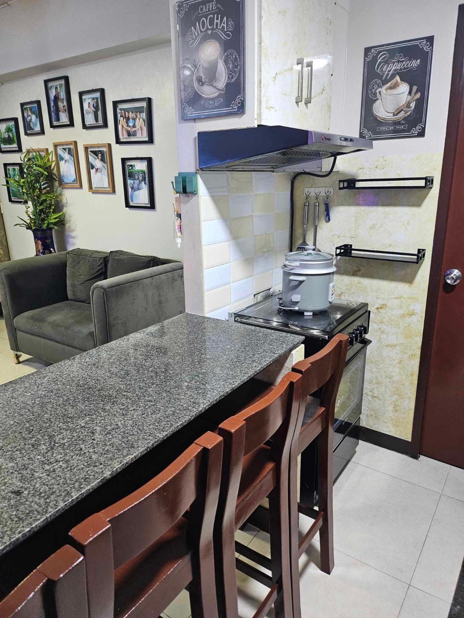 Cubao Manhattan Heights Unit 5A Tower C 奎松市 外观 照片