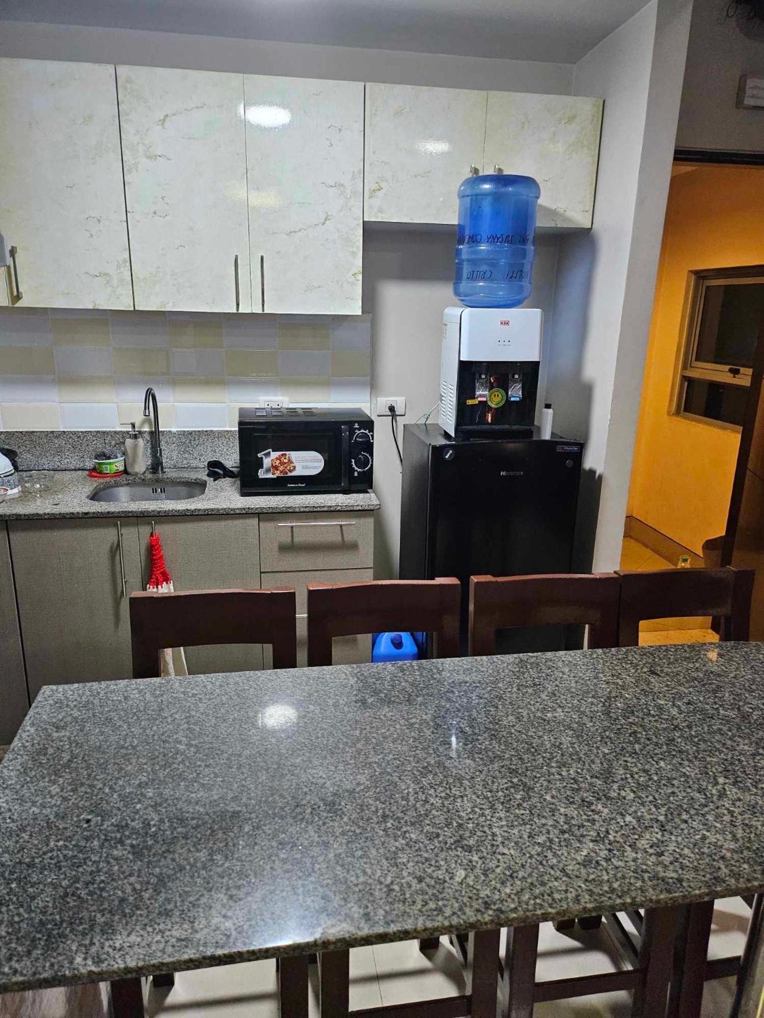 Cubao Manhattan Heights Unit 5A Tower C 奎松市 外观 照片