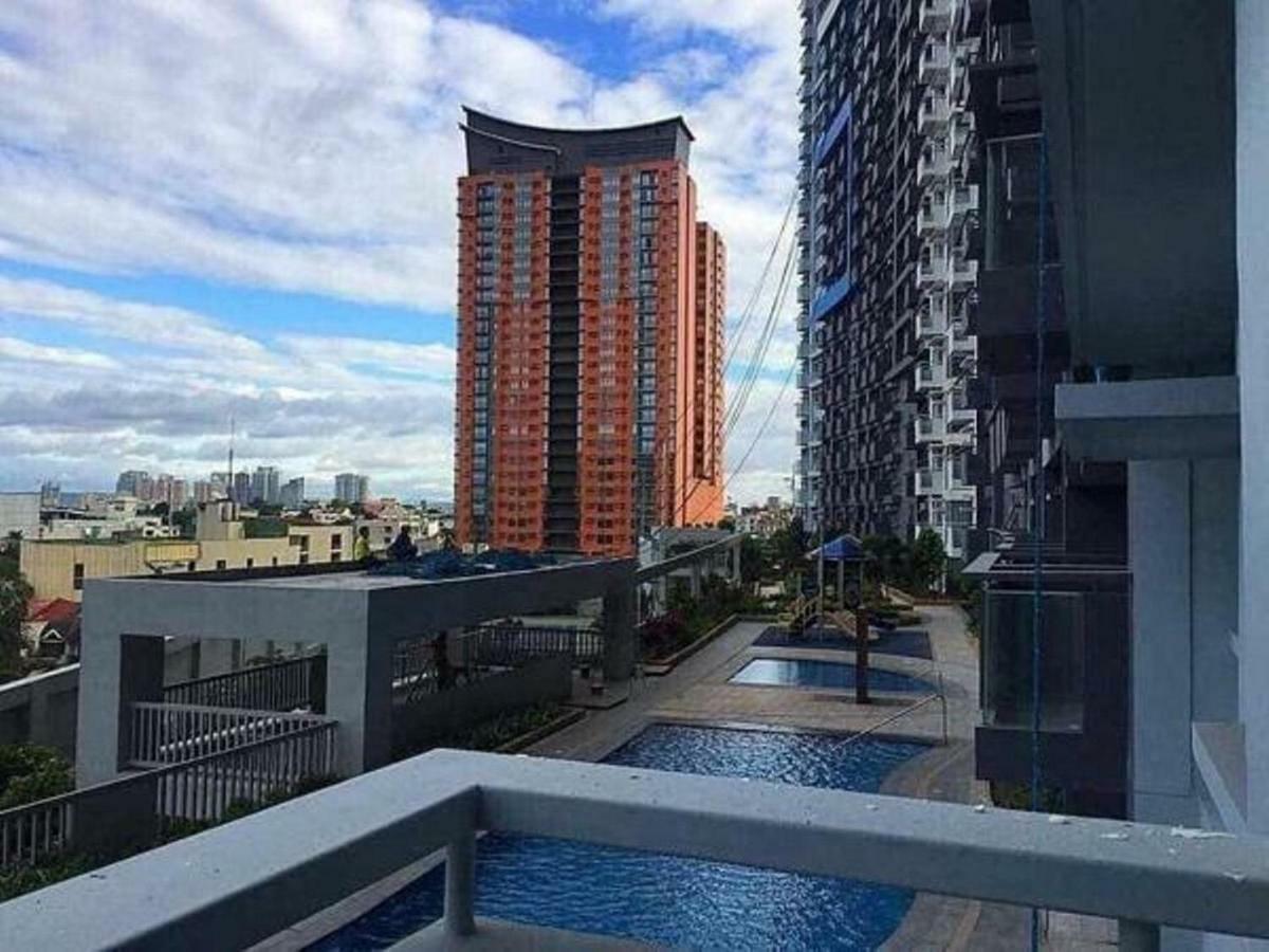Cubao Manhattan Heights Unit 5A Tower C 奎松市 外观 照片