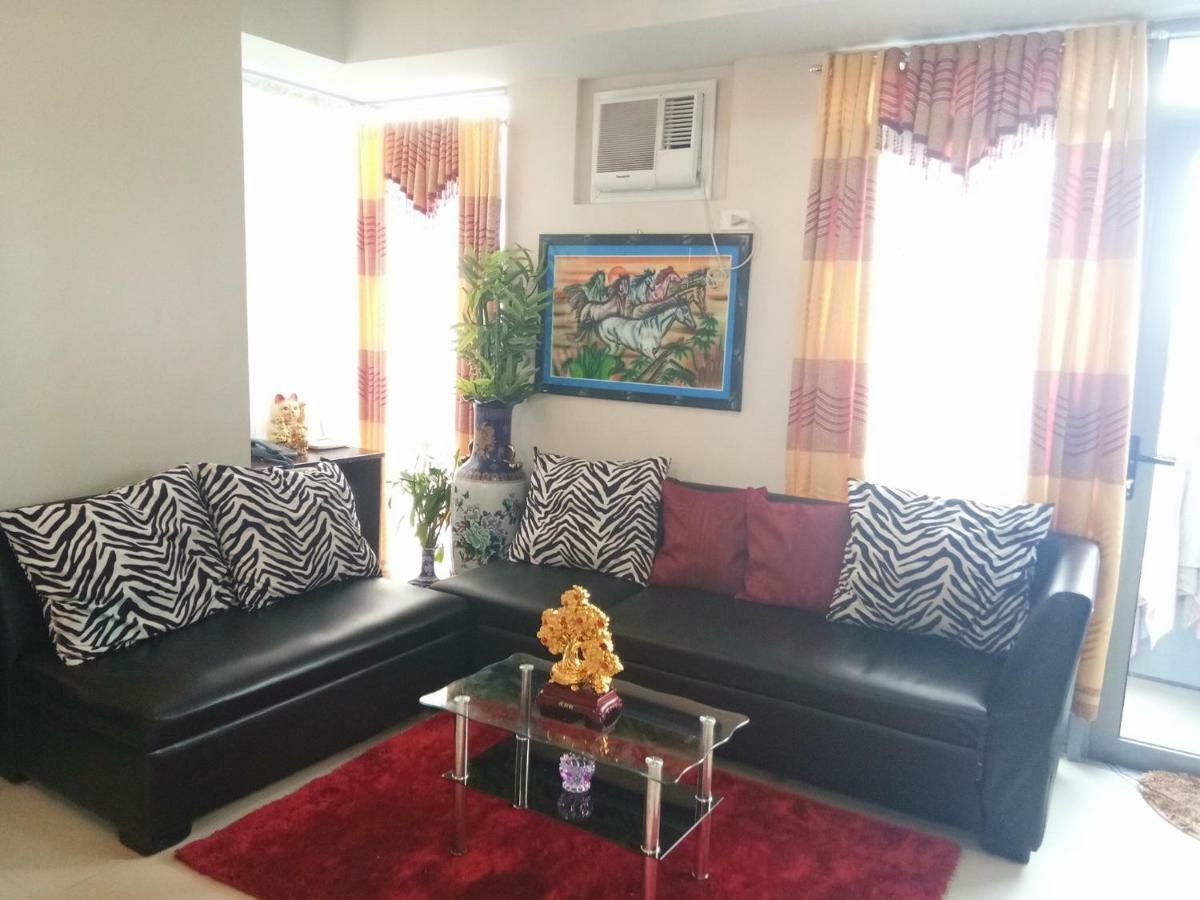 Cubao Manhattan Heights Unit 5A Tower C 奎松市 外观 照片