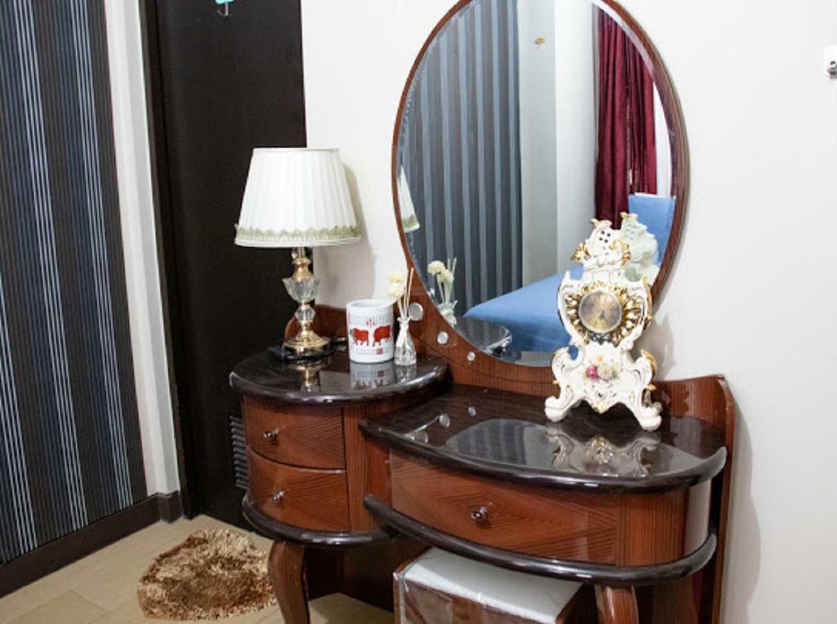 Cubao Manhattan Heights Unit 5A Tower C 奎松市 外观 照片