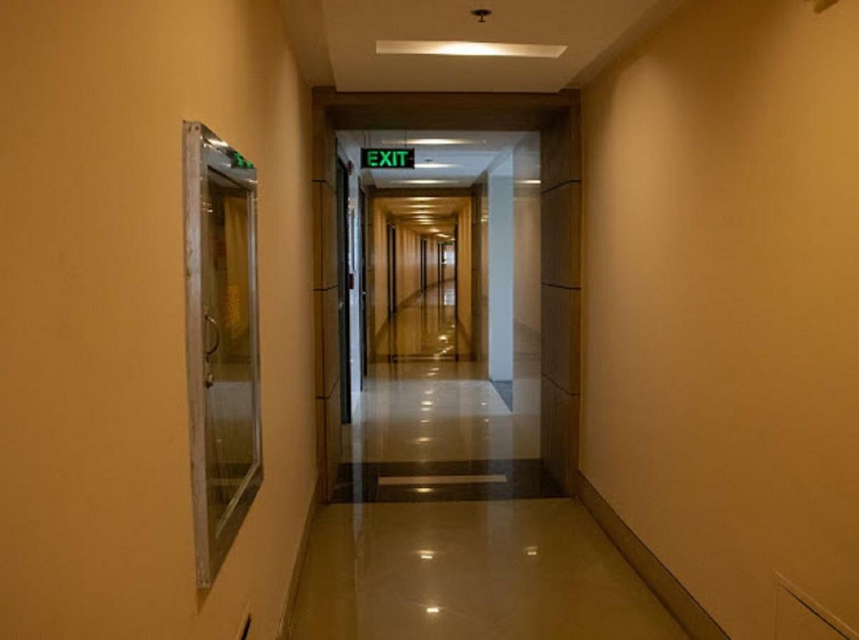 Cubao Manhattan Heights Unit 5A Tower C 奎松市 外观 照片